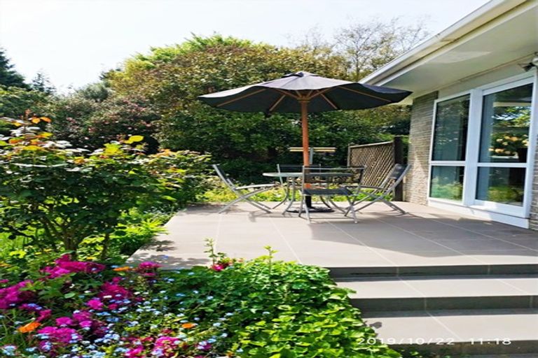 Photo of property in 17 Springhill Street, Avonhead, Christchurch, 8042