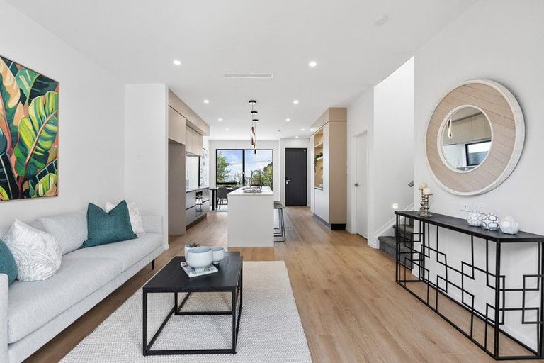 Photo of property in 12d Rewi Street, Torbay, Auckland, 0630