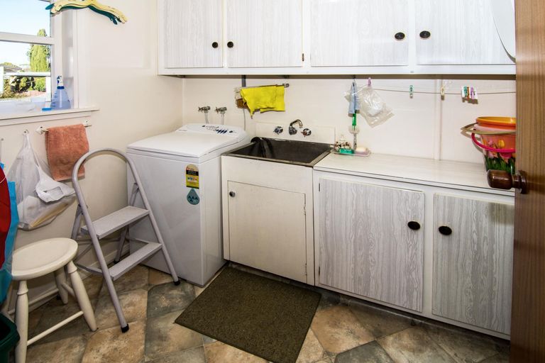 Photo of property in 100 Bannister Street, Masterton, 5810