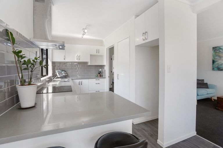 Photo of property in 2/160 Shirley Road, Papatoetoe, Auckland, 2025