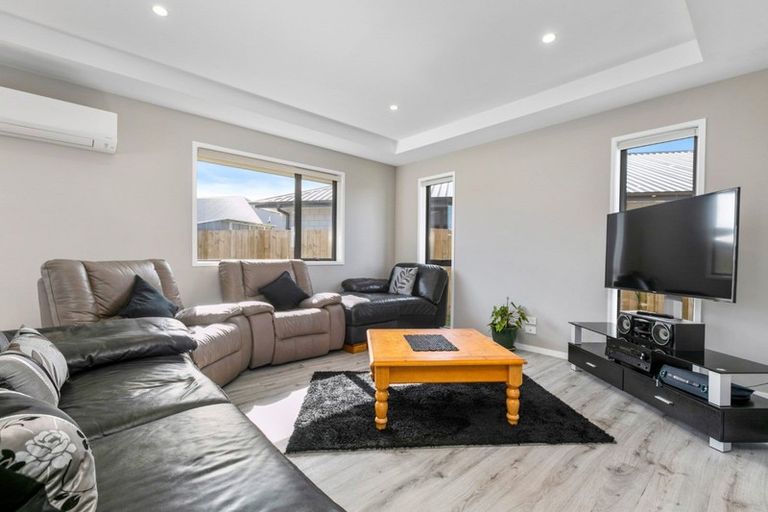 Photo of property in 59 Montiicola Drive, Papamoa Beach, Papamoa, 3118