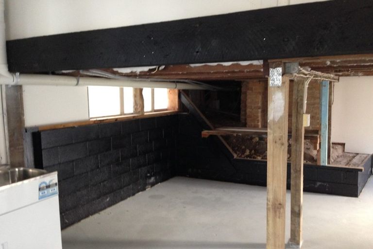 Photo of property in 1/10 Mahara Avenue, Birkenhead, Auckland, 0626