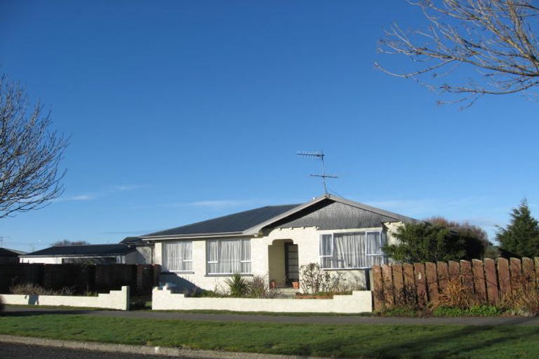 Photo of property in 71 Newcastle Street, Windsor, Invercargill, 9810