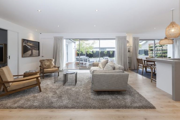 Photo of property in 587 Madras Street, St Albans, Christchurch, 8014