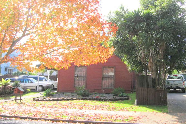 Photo of property in 29 Sikkim Crescent, Clover Park, Auckland, 2019