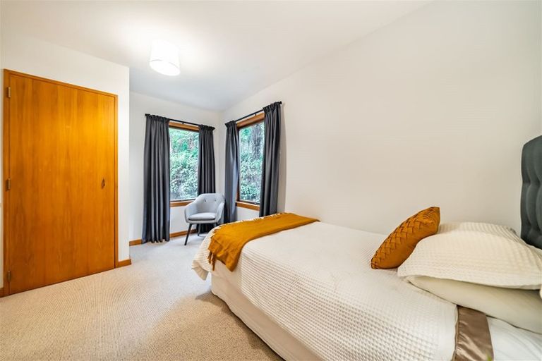 Photo of property in 30c Chatsworth Road, Silverstream, Upper Hutt, 5019