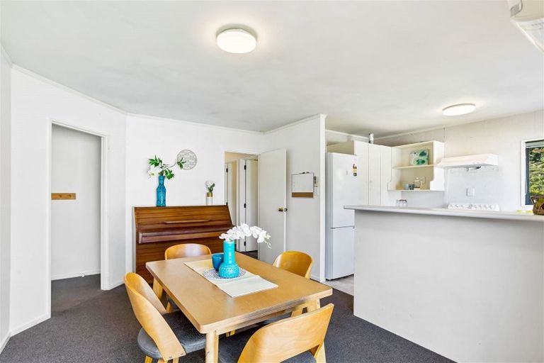 Photo of property in 106 Glen Road, Ranui, Auckland, 0612