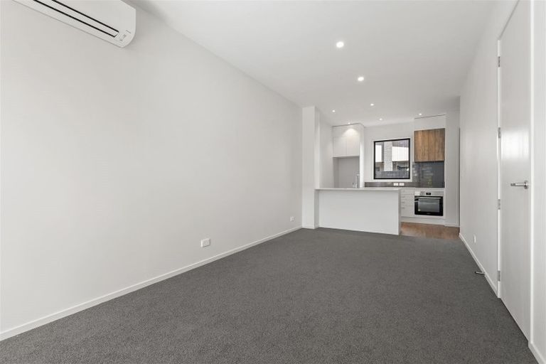 Photo of property in 3 Auster Lane, Hobsonville, Auckland, 0616