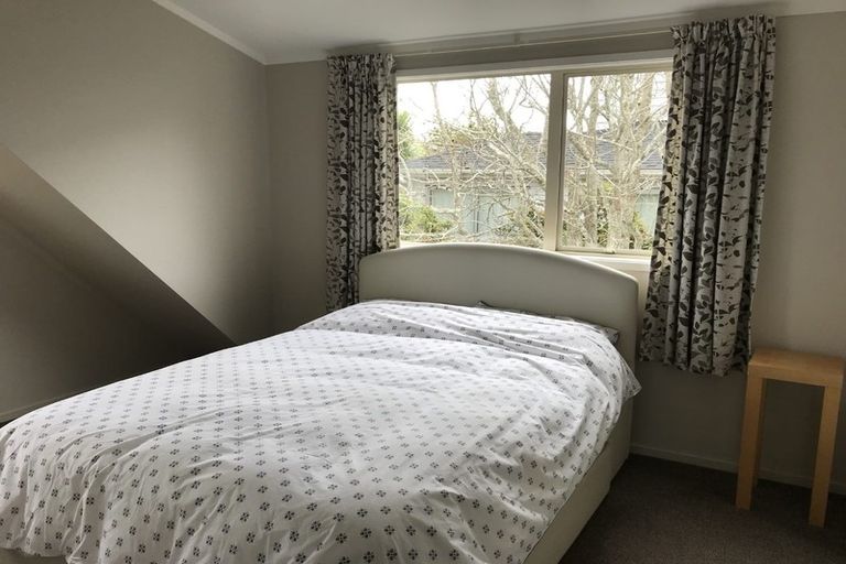 Photo of property in 1/42 Forrest Hill Road, Forrest Hill, Auckland, 0620