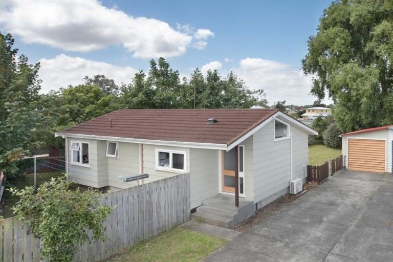 Photo of property in 6 Meads Place, Marton, 4710