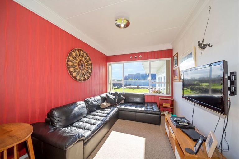 Photo of property in 79b Goodson Road, Hawera, 4675