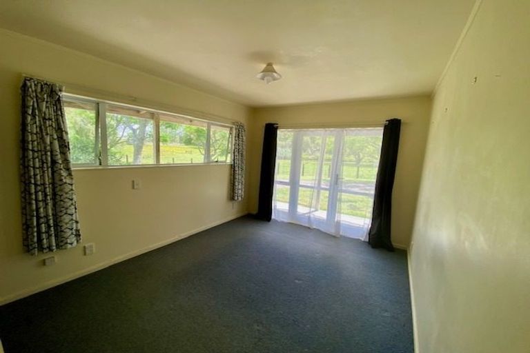 Photo of property in 62 Kahikatea Flat Road, Dairy Flat, Albany, 0794