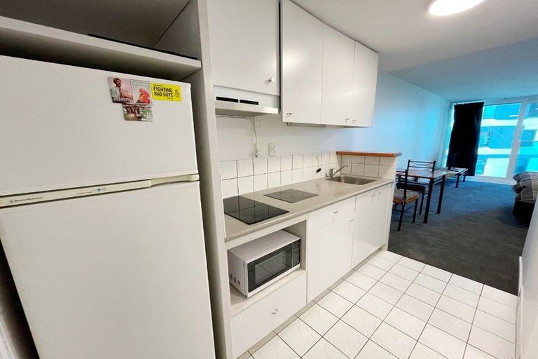 Photo of property in Cintra Apartments, 5e/3 Whitaker Place, Grafton, Auckland, 1010
