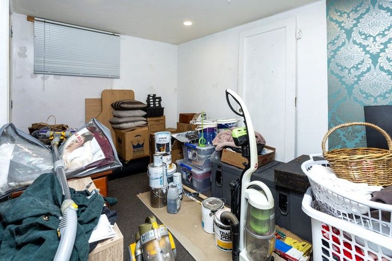 Photo of property in 71 Lauderdale Road, Birkdale, Auckland, 0626