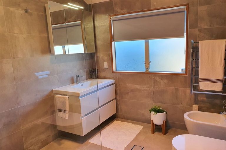 Photo of property in 787 Main North Road, Bay View, Napier, 4182