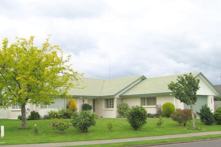Photo of property in 1 Belmont Rise, Katikati, 3129