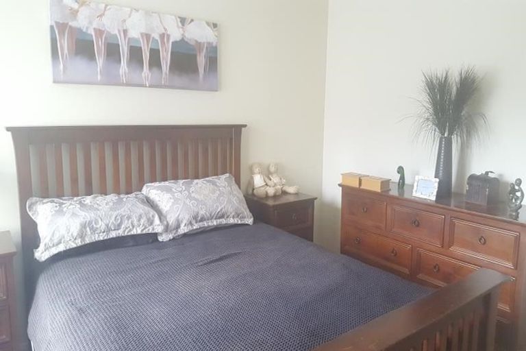 Photo of property in 14 Nicholas Road, Somerville, Auckland, 2014