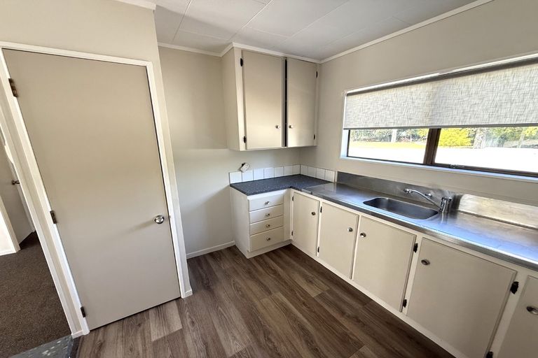 Photo of property in 1/18 Waiari Road, Conifer Grove, Takanini, 2112