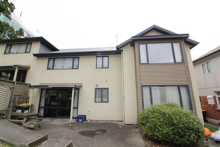 Photo of property in 381 Leith Street, North Dunedin, Dunedin, 9016