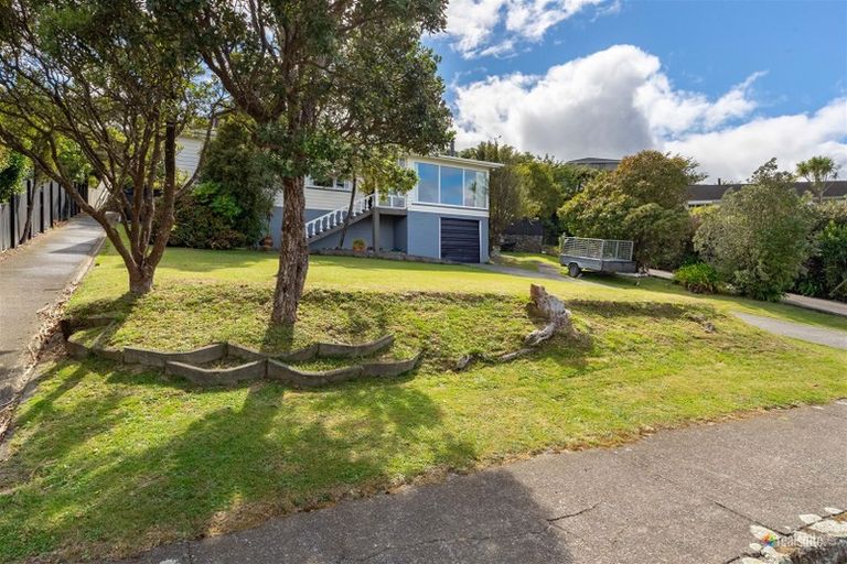 Photo of property in 42 Sunshine Crescent, Kelson, Lower Hutt, 5010