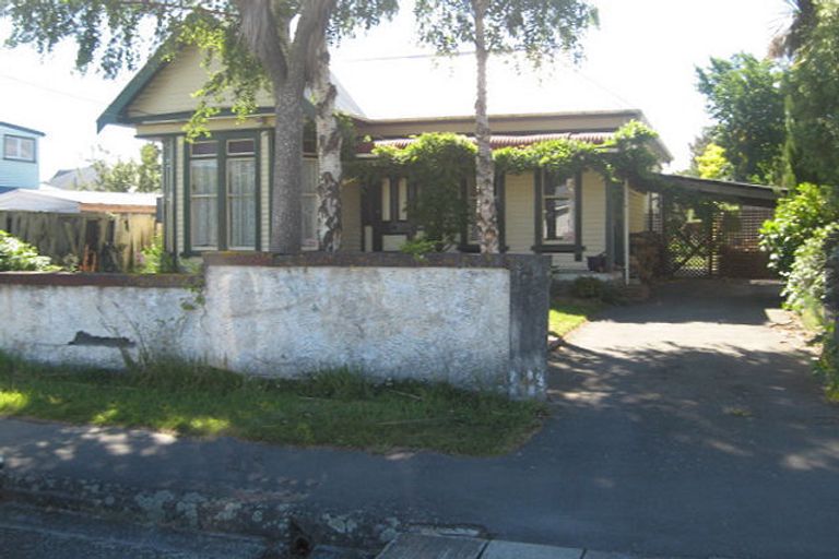 Photo of property in 27 Croydon Street, Sydenham, Christchurch, 8023