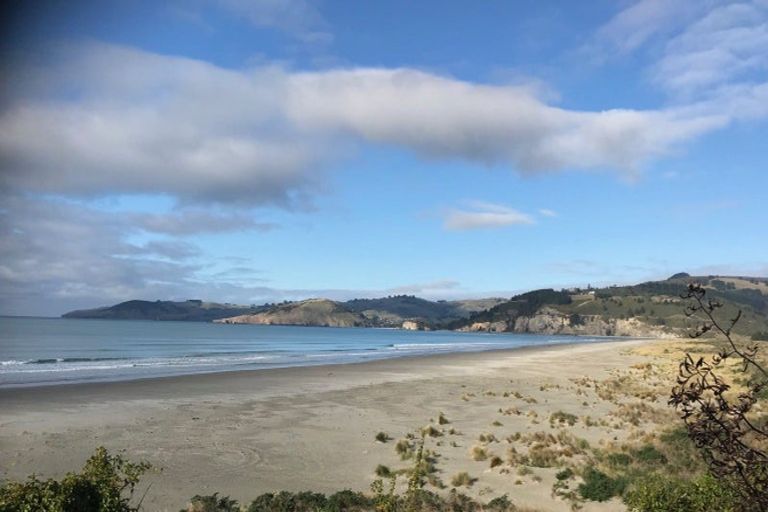 Photo of property in 9 Okahau Terrace, Warrington, 9471