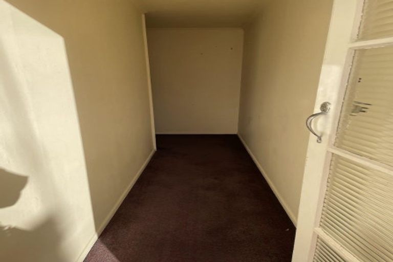 Photo of property in 20 Roxburgh Street, Mount Victoria, Wellington, 6011