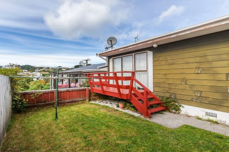 Photo of property in 2/10 Tuapapa Street, Johnsonville, Wellington, 6037