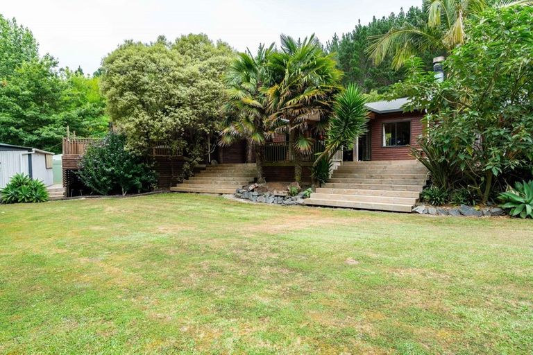 Photo of property in 44 Pine Valley Glade, Mangawhai, 0573