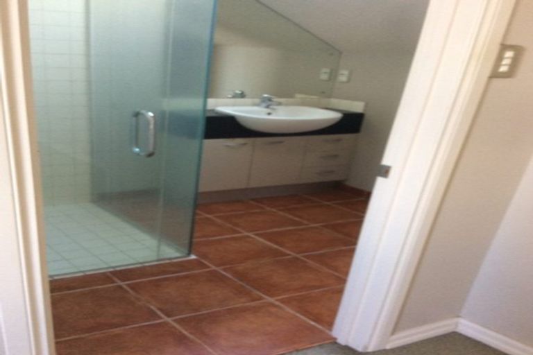 Photo of property in 2/248 Bucklands Beach Road, Bucklands Beach, Auckland, 2012