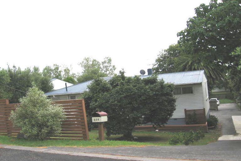 Photo of property in 1/238 Sunset Road, Windsor Park, Auckland, 0632