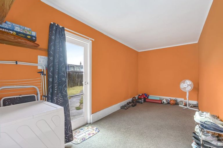 Photo of property in 2/117 Parkers Road, Tahunanui, Nelson, 7011