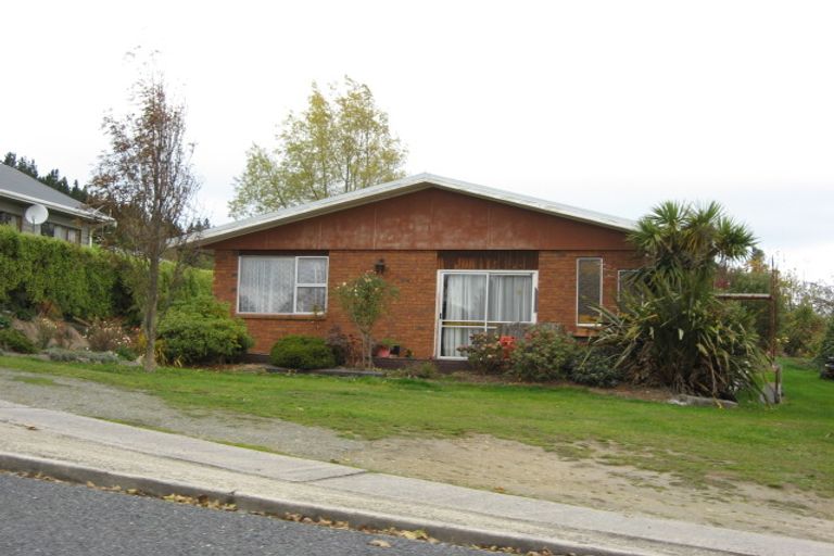 Photo of property in 12 Dartmouth Street, Kaitangata, 9210