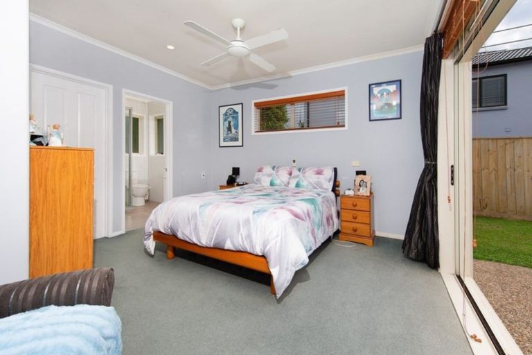 Photo of property in 31 William Gamble Drive, Greenhithe, Auckland, 0632