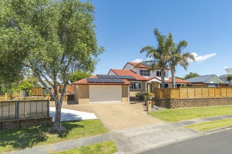 Photo of property in 5 Athena Grove, Papamoa Beach, Papamoa, 3118