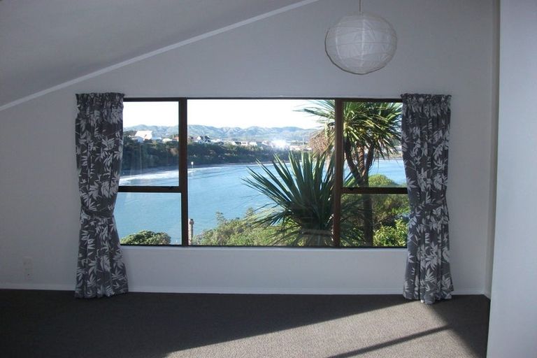Photo of property in 5 Vella Street, Titahi Bay, Porirua, 5022