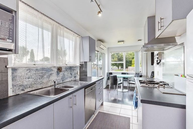 Photo of property in 66 Pinedale Place, Henderson, Auckland, 0610