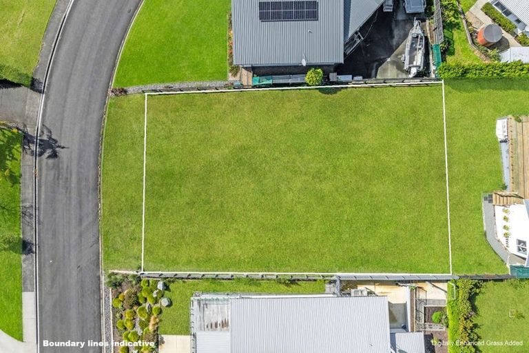 Photo of property in 12 Christine Drive, Coopers Beach, 0420