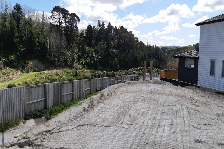 Photo of property in 312a Lakes Boulevard, Pyes Pa, Tauranga, 3112