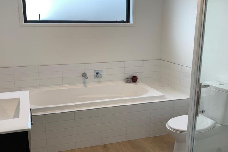 Photo of property in 23 Red Cottage Drive, Lake Hayes, Queenstown, 9304