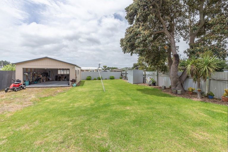 Photo of property in 3 Kauwhata Street, Himatangi Beach, Foxton, 4891