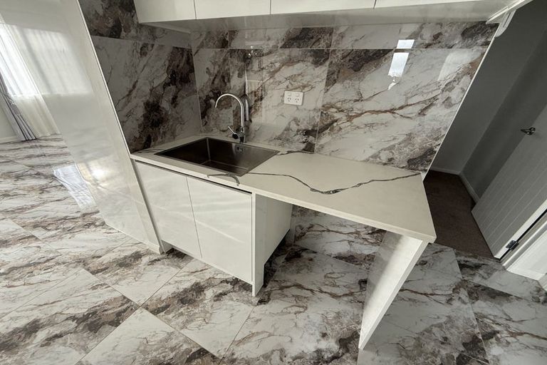 Photo of property in 75 Calthorp Close, Favona, Auckland, 2024