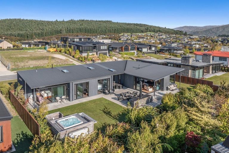 Photo of property in 63 Infinity Drive, Wanaka, 9305