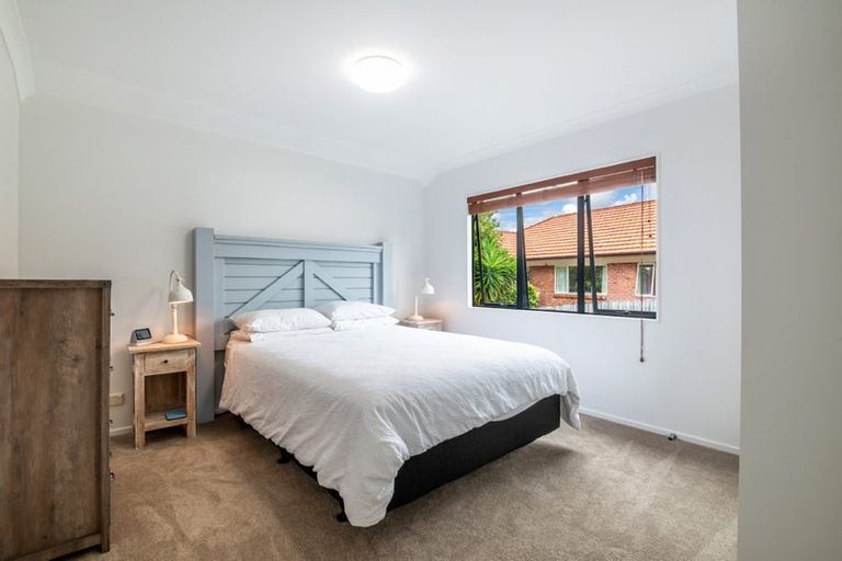 Photo of property in 8a Onepoto Road, Hauraki, Auckland, 0622