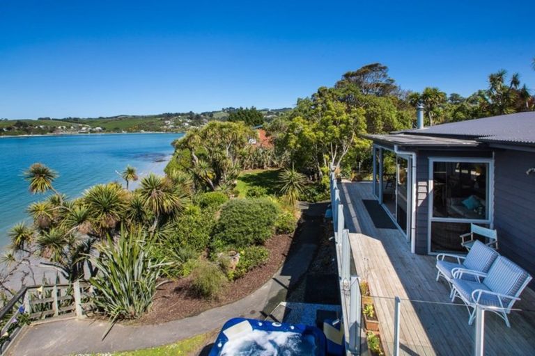 Photo of property in 1353 Taieri Mouth Road, Taieri Mouth, Brighton, 9091