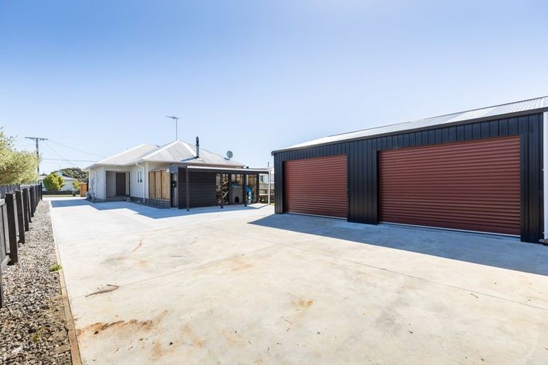 Photo of property in 5 Tupoki Street, Glen Avon, New Plymouth, 4312