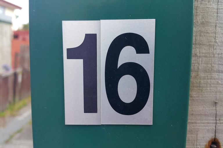 Photo of property in 16 Brussels Street, Miramar, Wellington, 6022