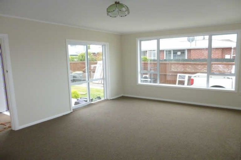 Photo of property in 2/271 Avonhead Road, Avonhead, Christchurch, 8042