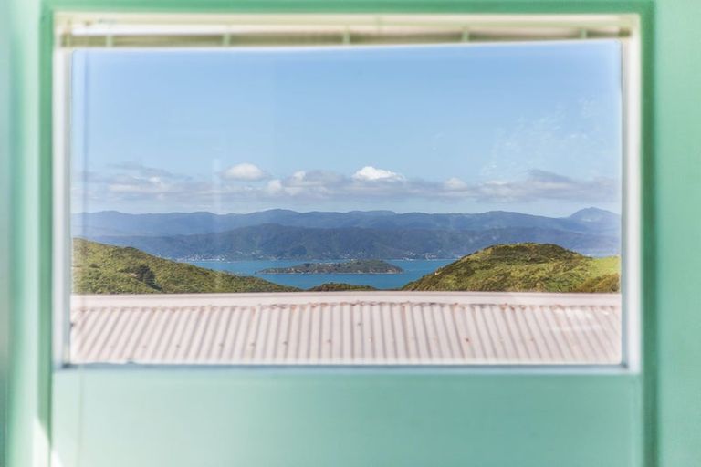 Photo of property in 93 Burma Road, Broadmeadows, Wellington, 6035