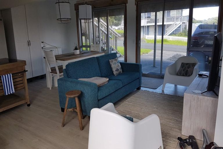 Photo of property in 3 Caroline Heights, Omaha, 0986